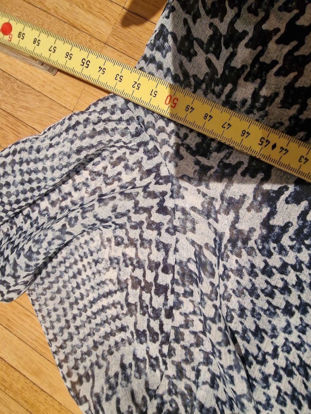 Camicette: Just White Bluse Gr. 38 mit speziellem Muster – Usato da Laufenburg venduto da may_r2st 5