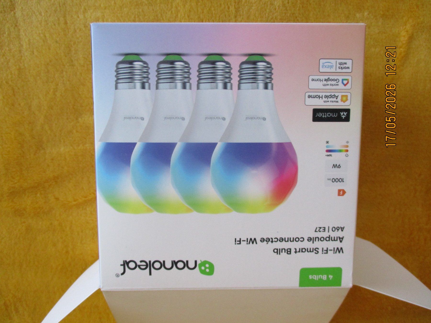 Lampes: 4 STÜCK RGB-LED-BIRNEN – Neuf avec emballage d'origine à Safenwil par universum78 1