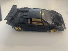 G 163 ) Lamborghini Countach 1:24