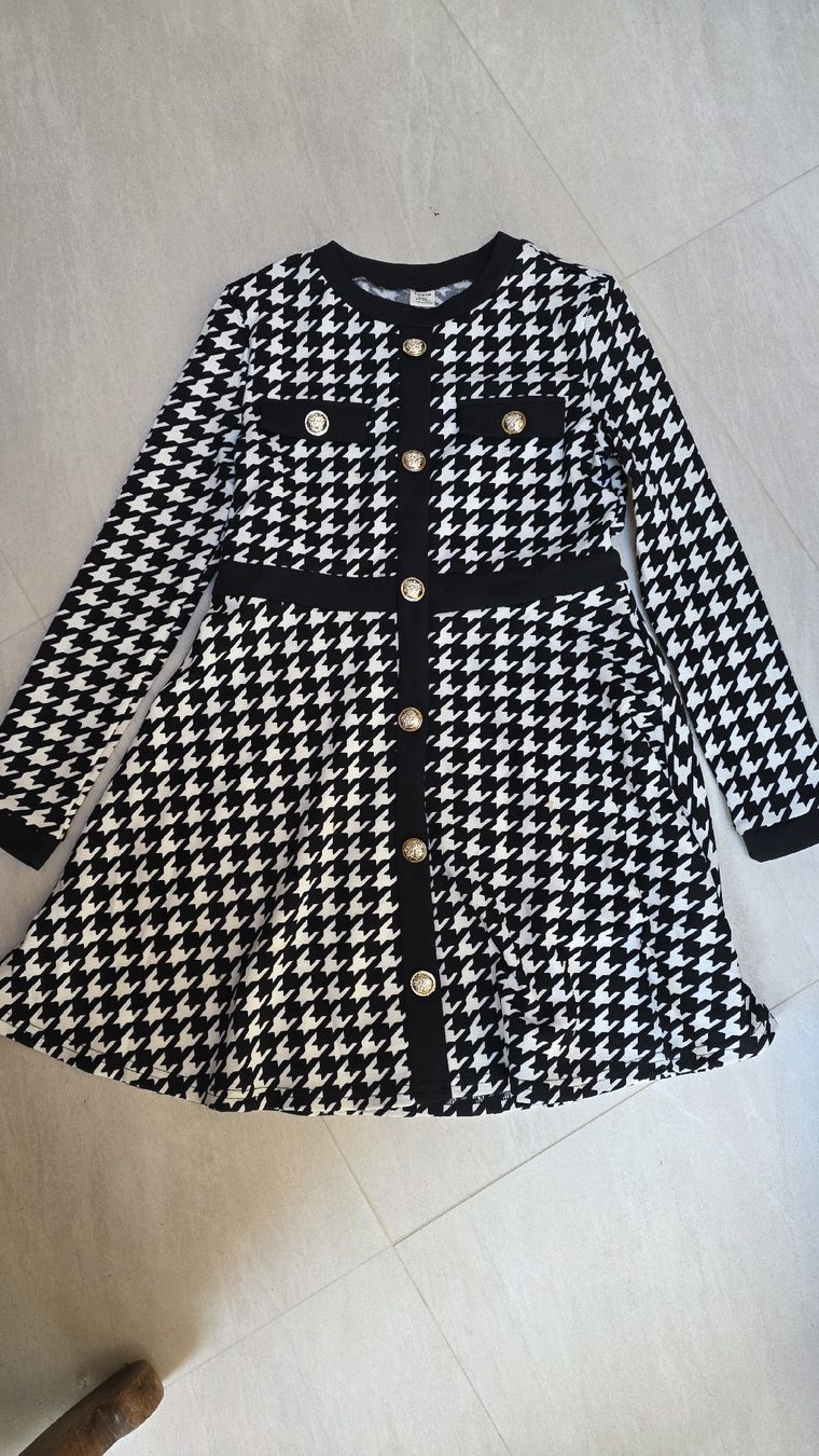 Vestiti & Gonne: robe pour fille  – Usato da Fontainemelon venduto da ale_b865