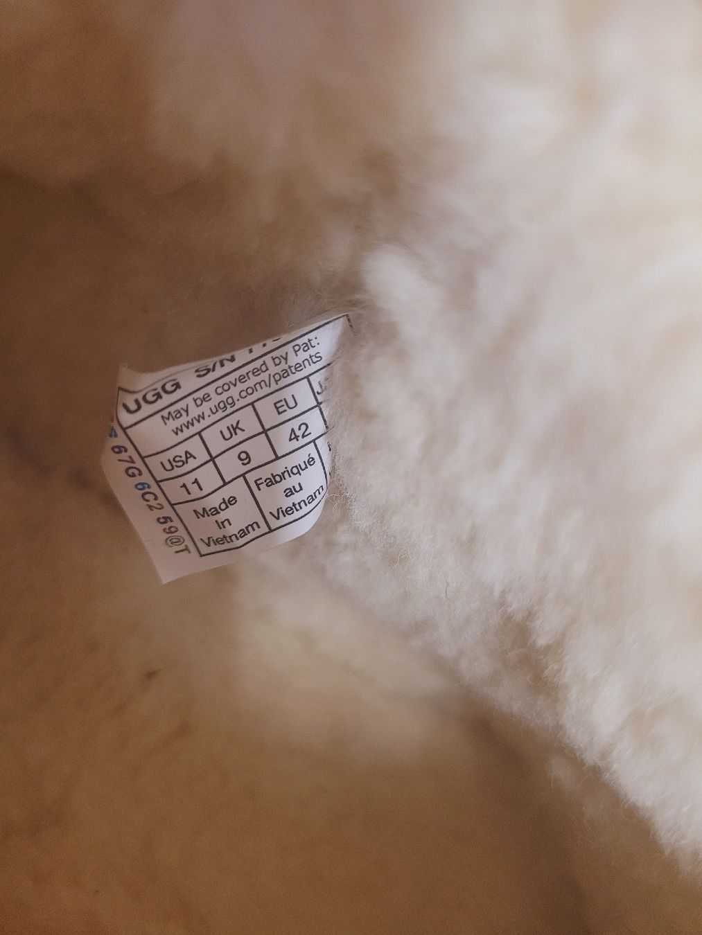 Ugg Damenschuhe: UGG CLASSIC ULTRA MINI – Neu und originalverpackt aus Niederbipp von Tati_La 3