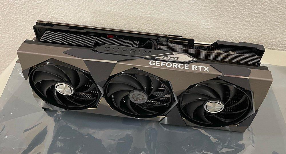 MSI GeForce RTX 4090 SUPRIM X 24G - Carte graphique - Garantie 3