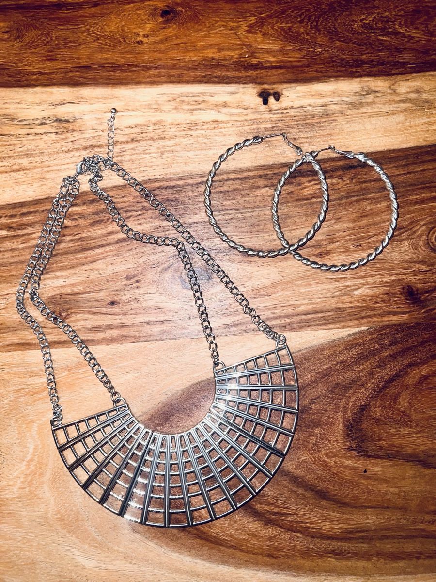 Orecchini pendenti & Orecchini a lobo: Schmuck silbrig ✨ – Usato da Kloten venduto da Django008 1