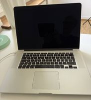 MacBook Pro 15' (Mid 2015), 2.2GHz, QuadCore i7