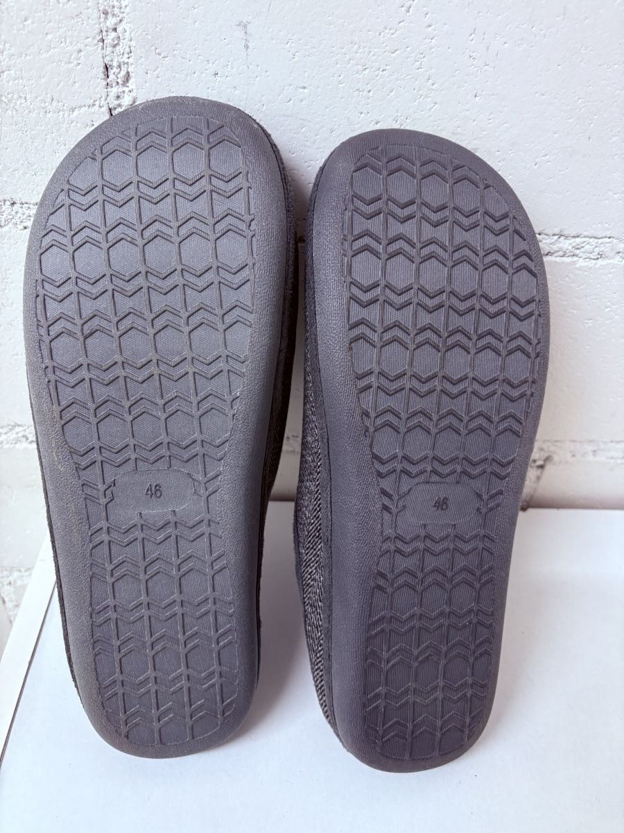 Scarpe da uomo: Warme Hausschuhe von Bama, Grösse 46, neu – Nuovo (secondo la descrizione) da Thun venduto da jeff070 4