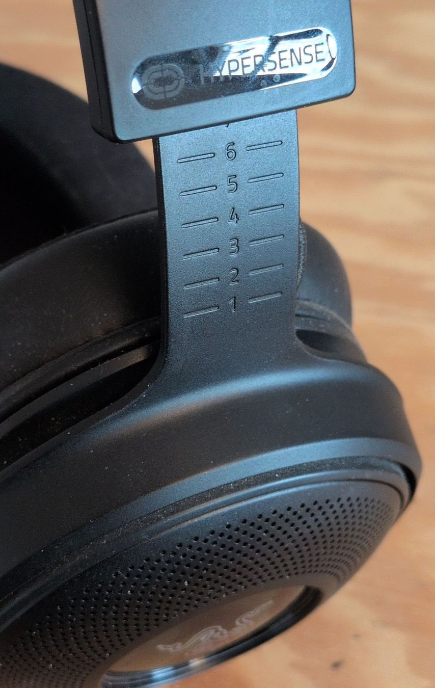 Razer Cuffie: Razer Kraken V3 Pro - Wireless 7.1 – Usato da Liebefeld venduto da Loopinfility 1