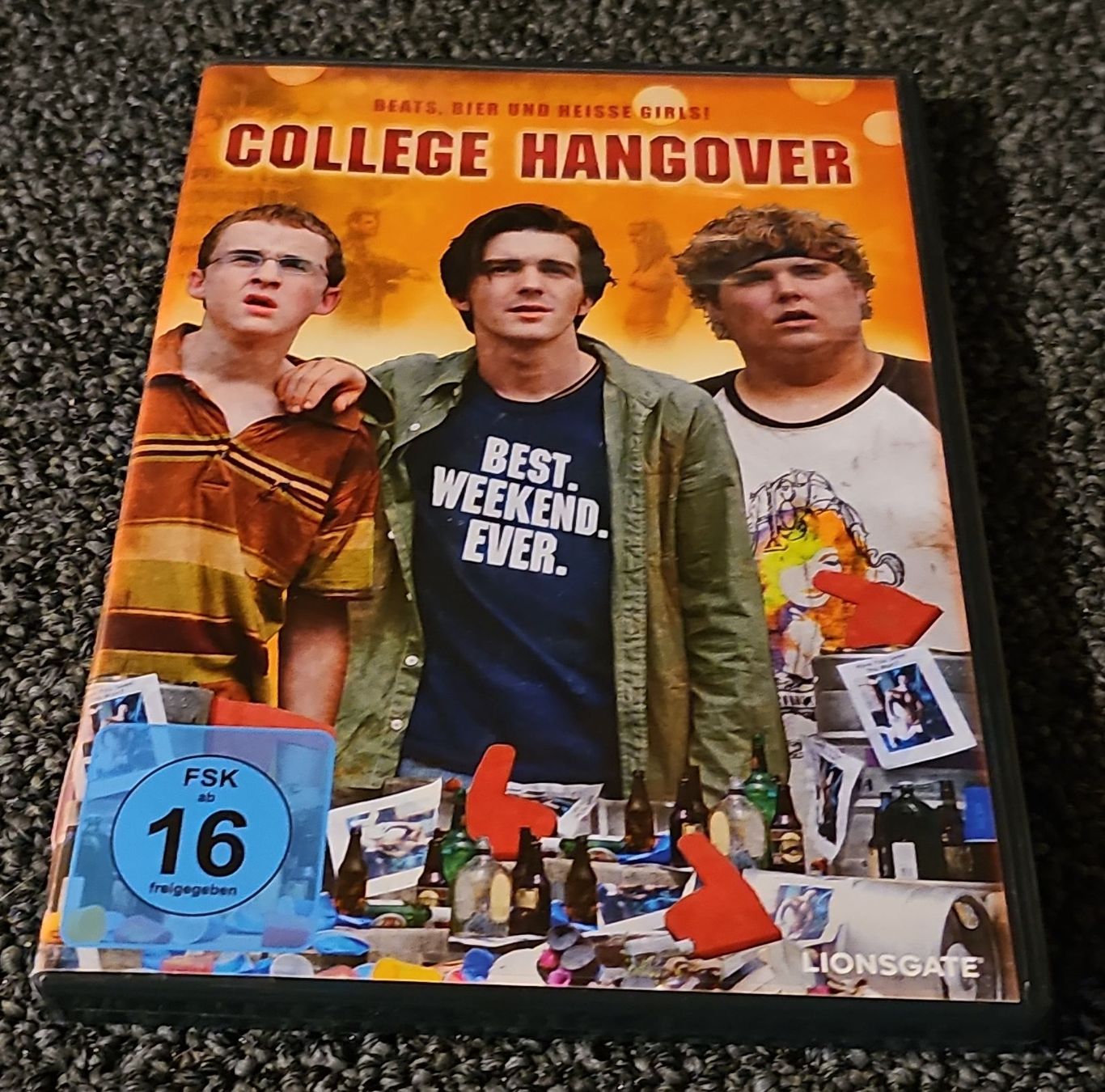 Tutti i DVDs: DVD College Hangover (15085) – Usato da Ruswil venduto da jan_bxl5