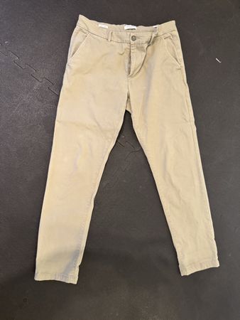 Olivgrüne Chino-Hose – W32/L32 – Slim Fit
