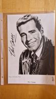 Phil Carey, Original Autogramm auf Grossfoto in s/w