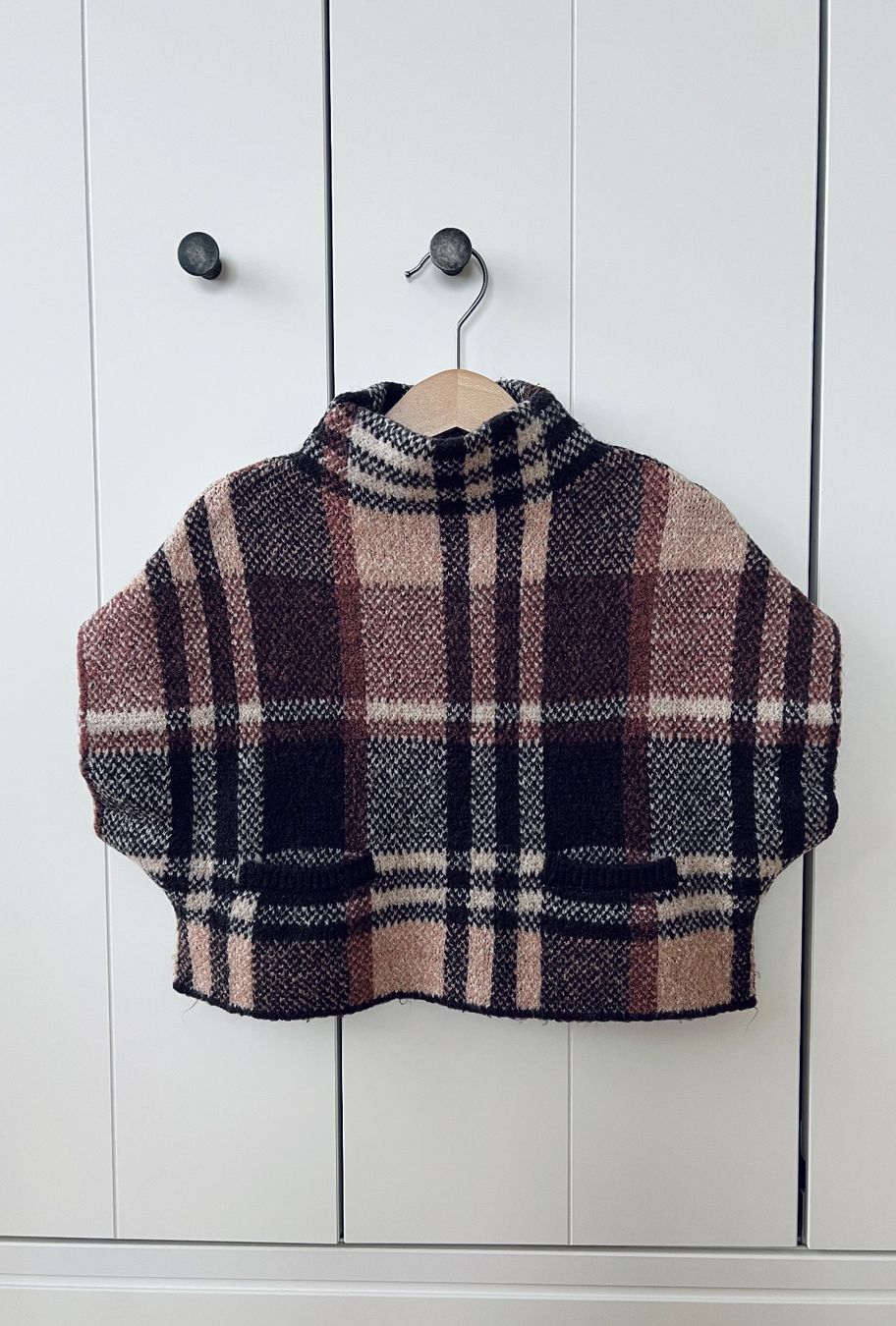 Zara Pullover & Sweatshirts: Zara, 110, Poncho, braun, rosa, – Gebraucht aus Burgdorf von rulan