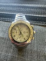 Mercedes Quarz B67872953