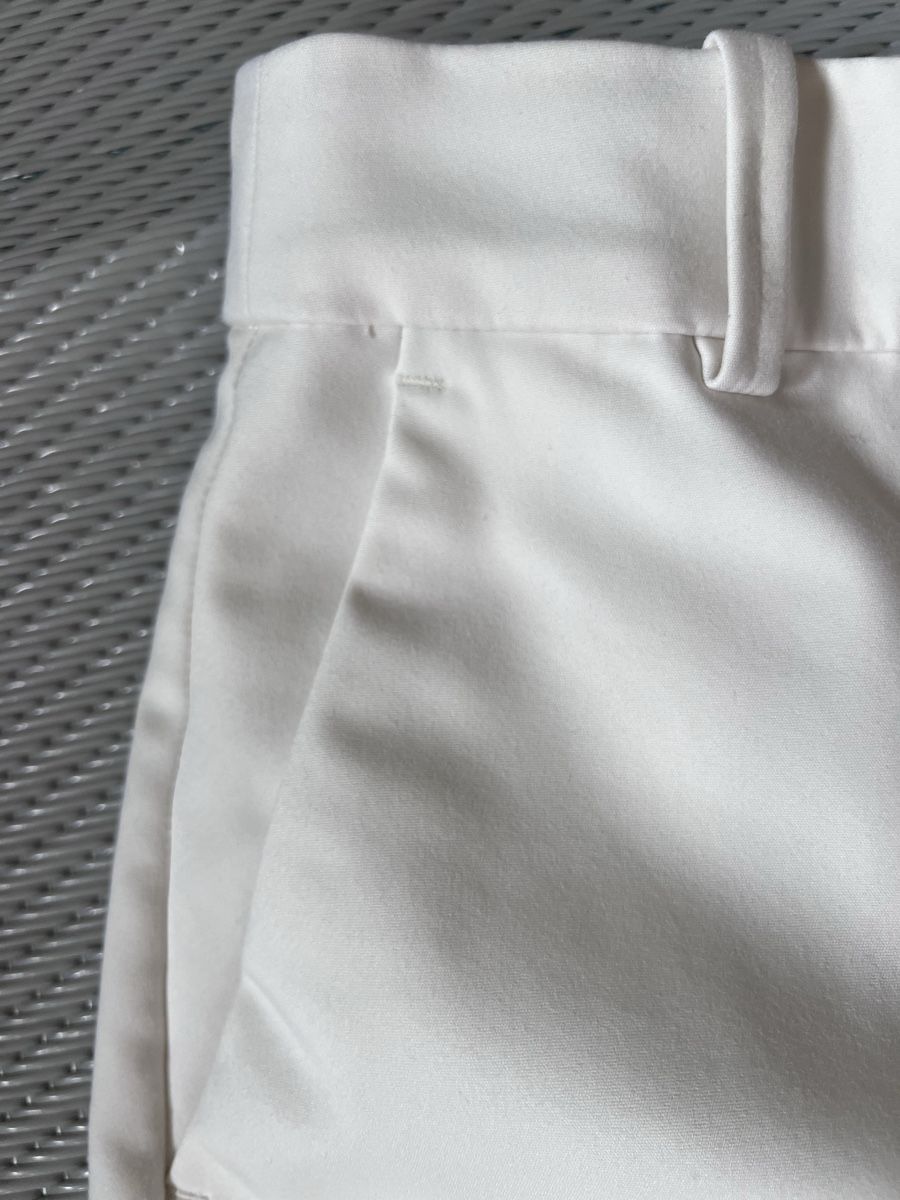 H&M Pantaloni: Hosen H&M weiss – Usato da Uerikon venduto da Rot 2