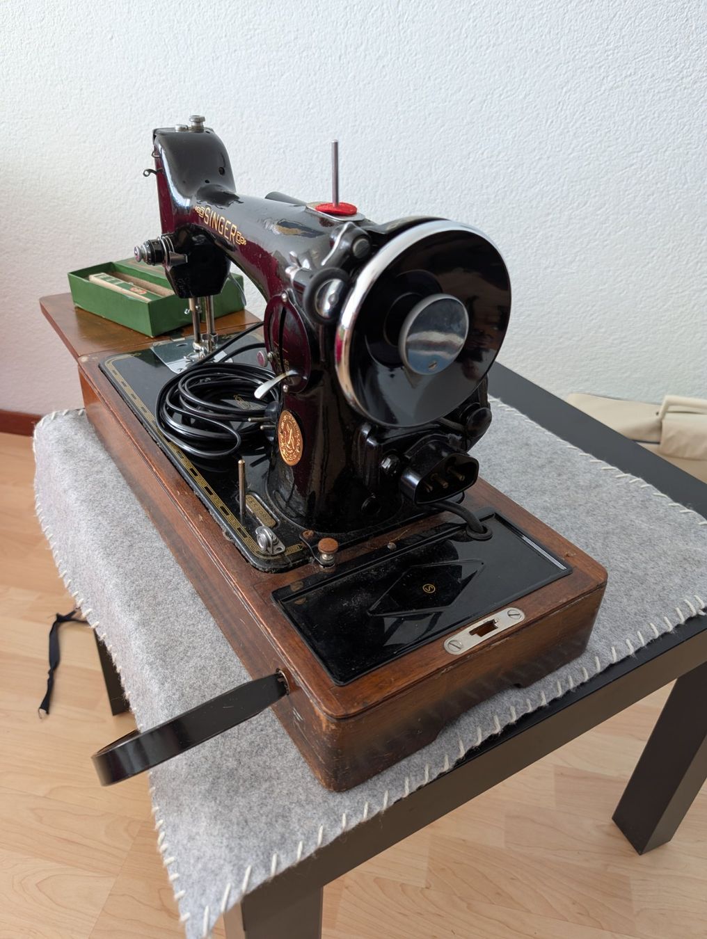 Singer Nähmaschinen: Singer machine à coudre ancienne – Defekt aus Lutry von formycket 3