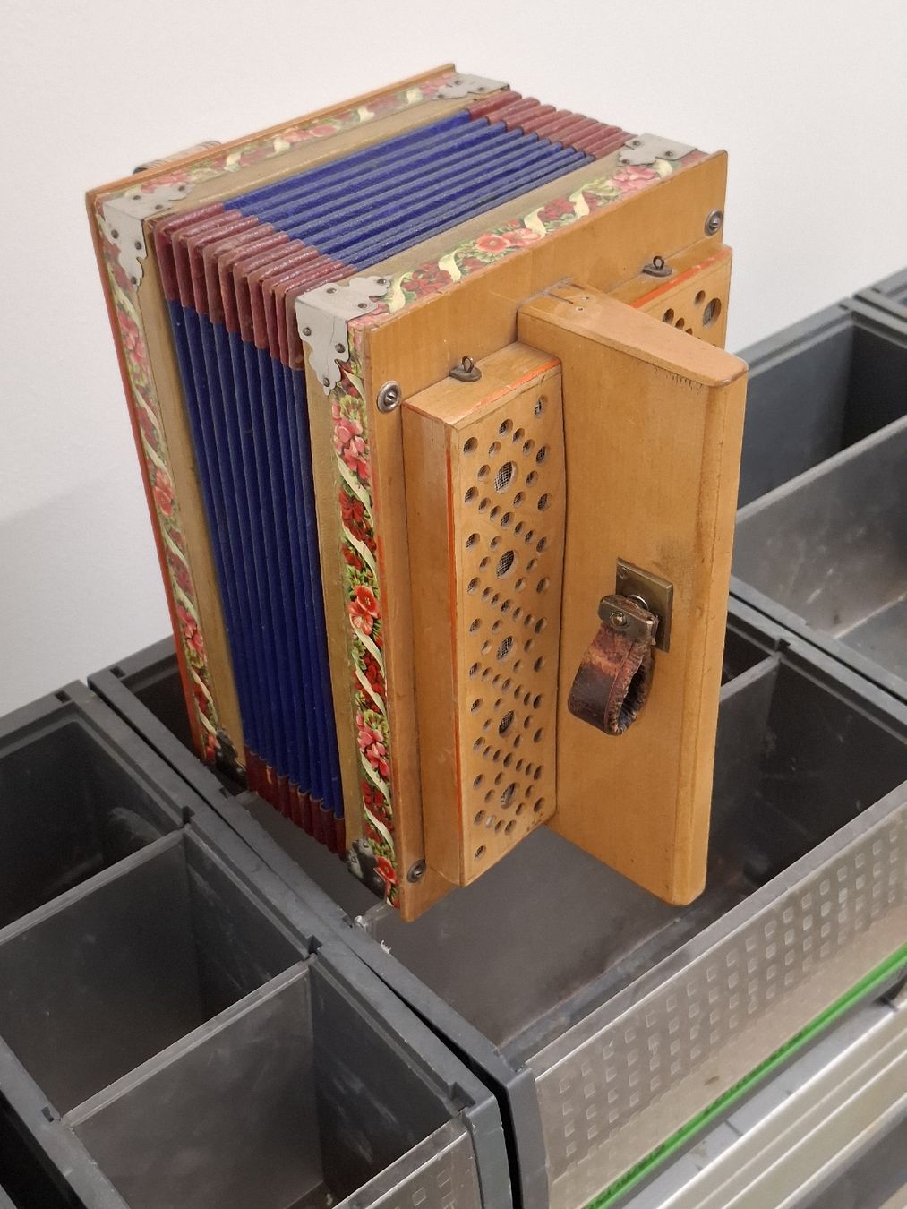 Eichhorn Musikinstrumente: Eichhorn orgeli – Gebraucht aus Villeneuve von BibiVintage 9