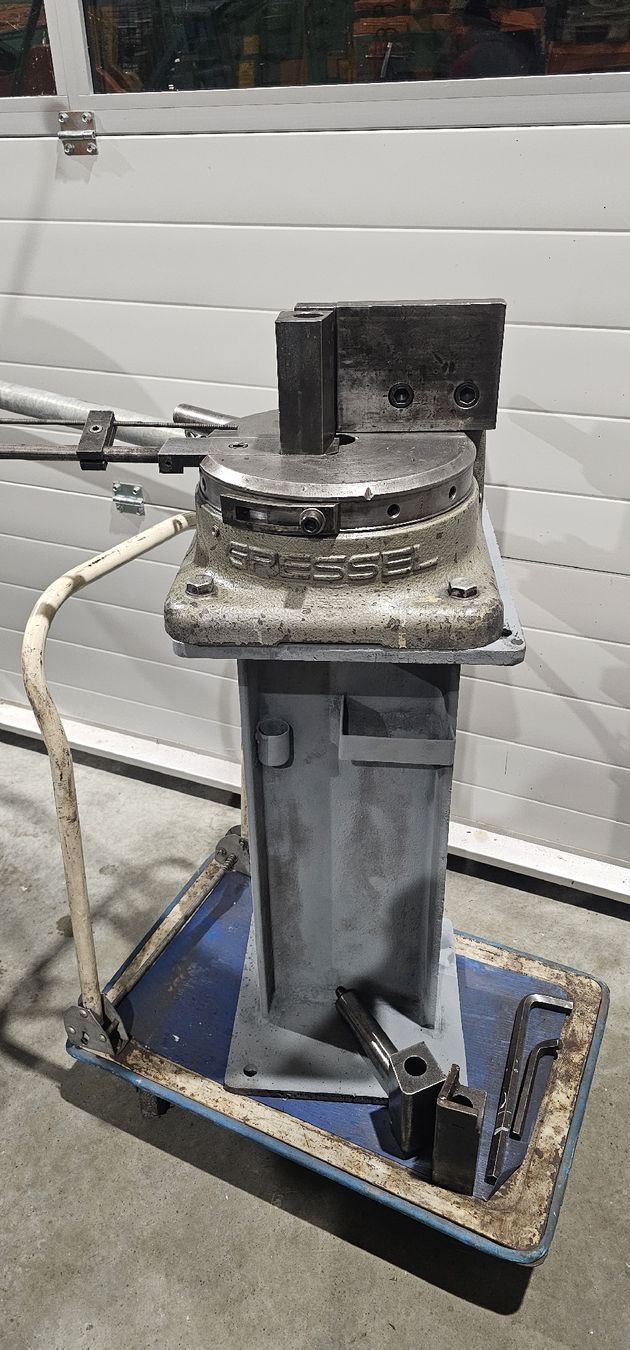 Tutte le macchine: Gressel HB25 Biegemaschine – Usato da Emmenbrücke venduto da inf_l8yf 1