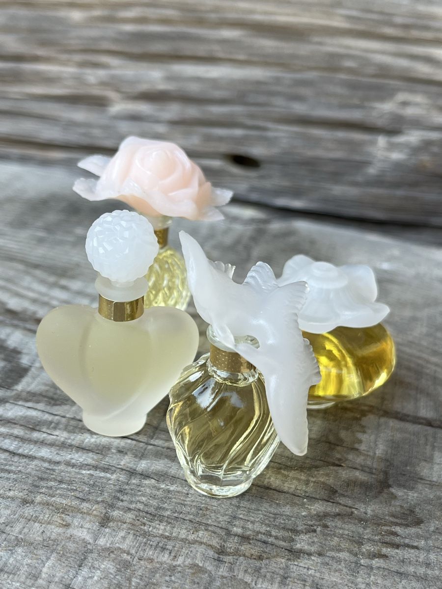 Nina Ricci Profumi & Eau de Toilette: Nina Ricci parfum – Nuovo (secondo la descrizione) da Euseigne venduto da so.ART 4