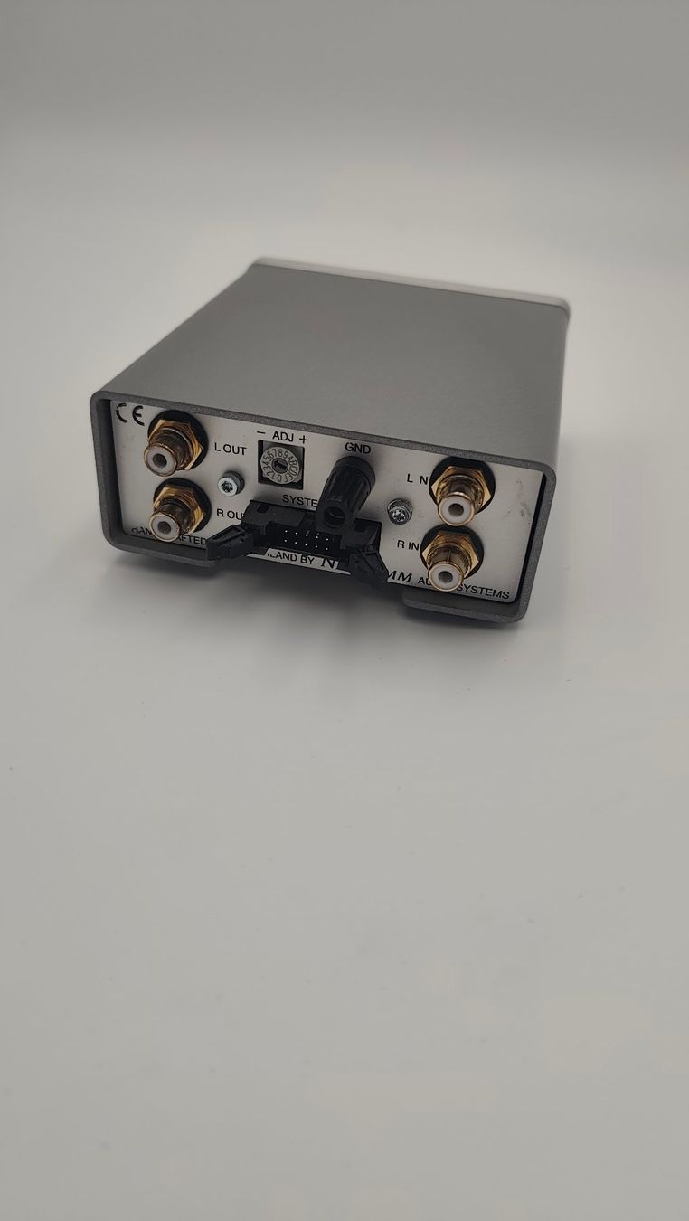 Neukomm Amplificatori: Neukomm MCA 112 Phonovorstufe – Usato da Toffen venduto da RohrerHiFiAG 2