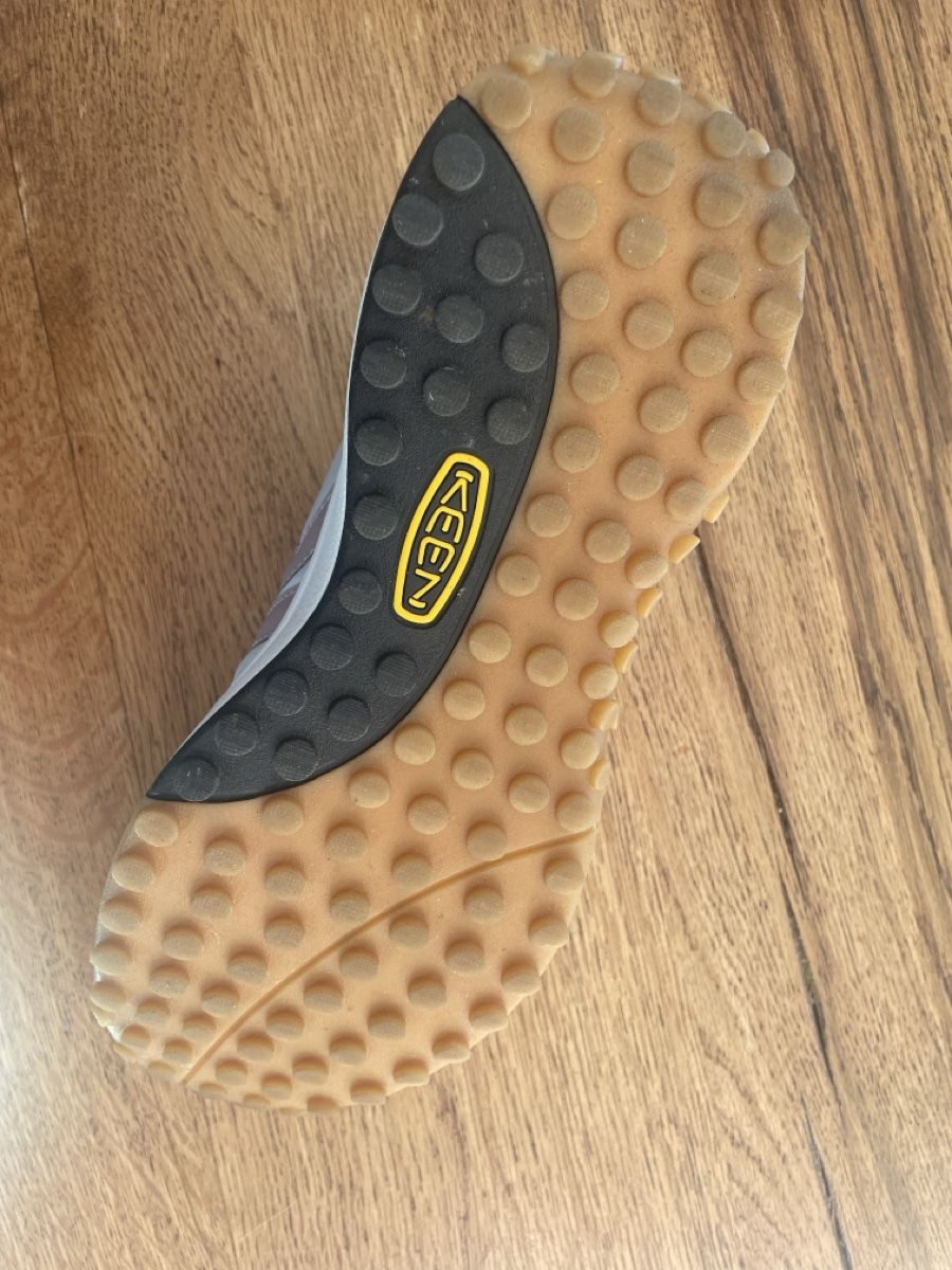 Keen Damenschuhe: Turnschuhe  – Neu (gemäss Beschreibung) aus Känerkinden von christine.13 2