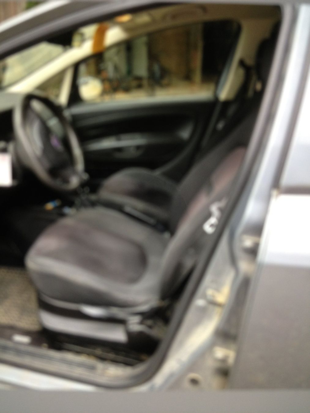 Fiat Automobili: Fiat Punto 1.4  8V – Usato da Rickenbach LU venduto da Hulibu 5