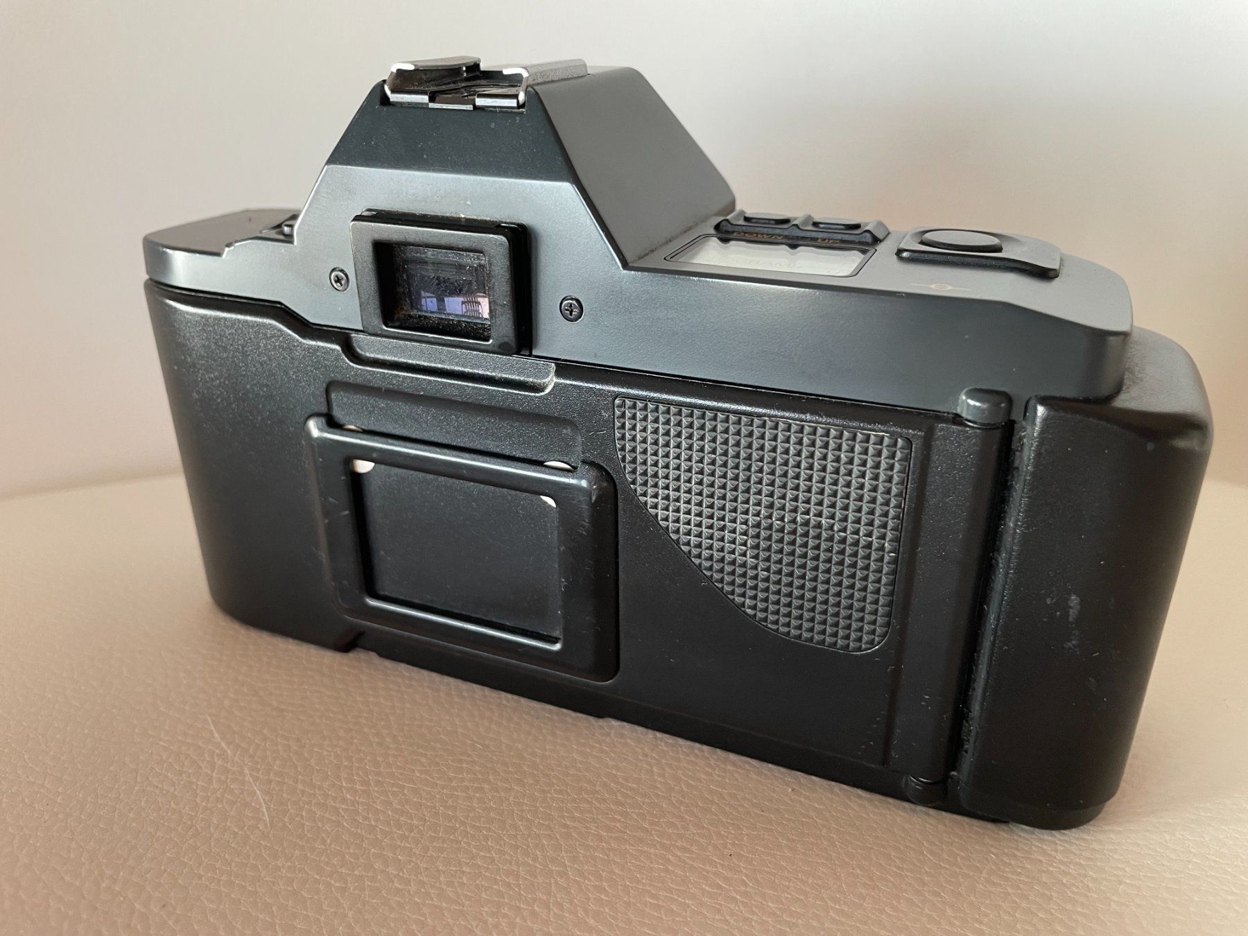 Canon Kamera: Canon T70 – Gebraucht aus Petit Lancy von gil_hr6v 3
