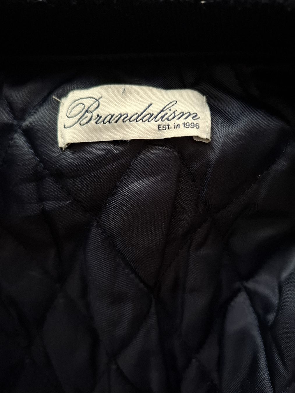 Giacche: Gefütterte Jacke Bikerstil/ Grösse L – Usato da Dällikon venduto da Shishio 2