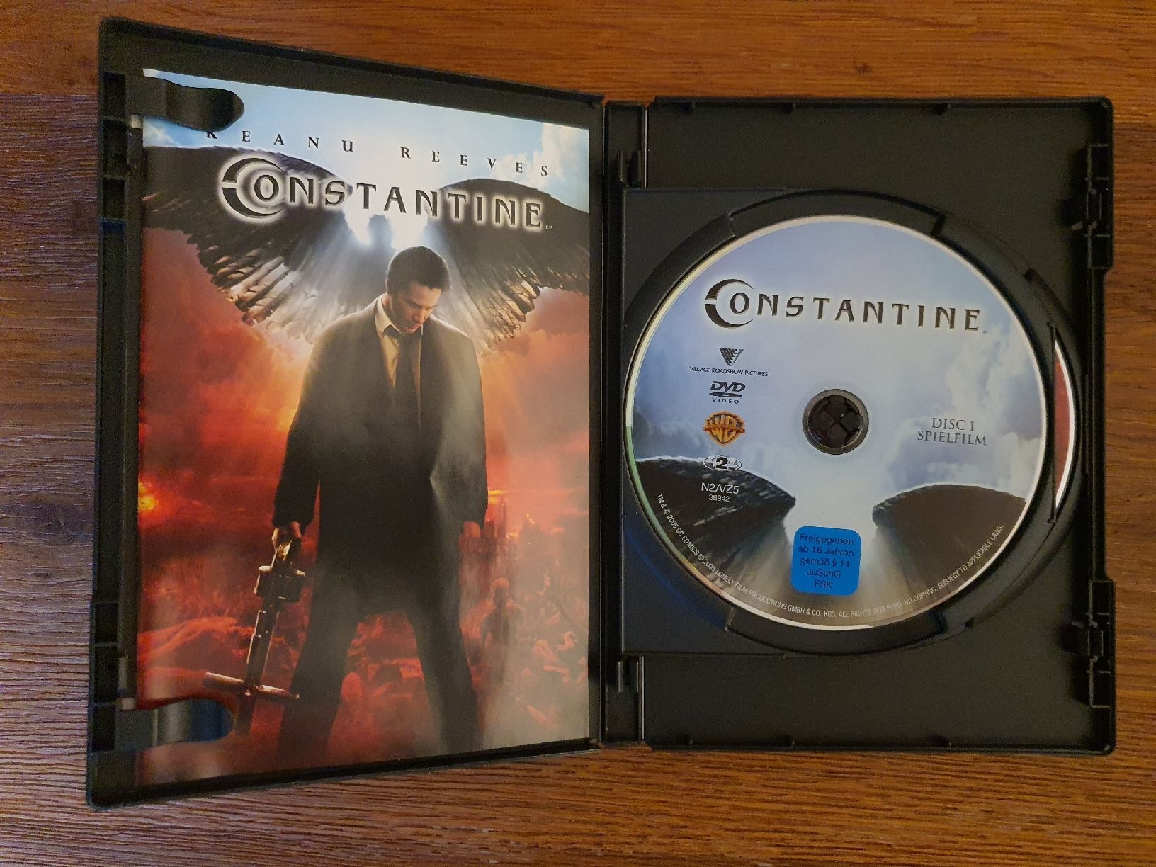 Tutti i DVDs: Keanu Reeves "Constantine" DVD - Keanu Reeves – Usato da Zürich venduto da tim_8vjq 2