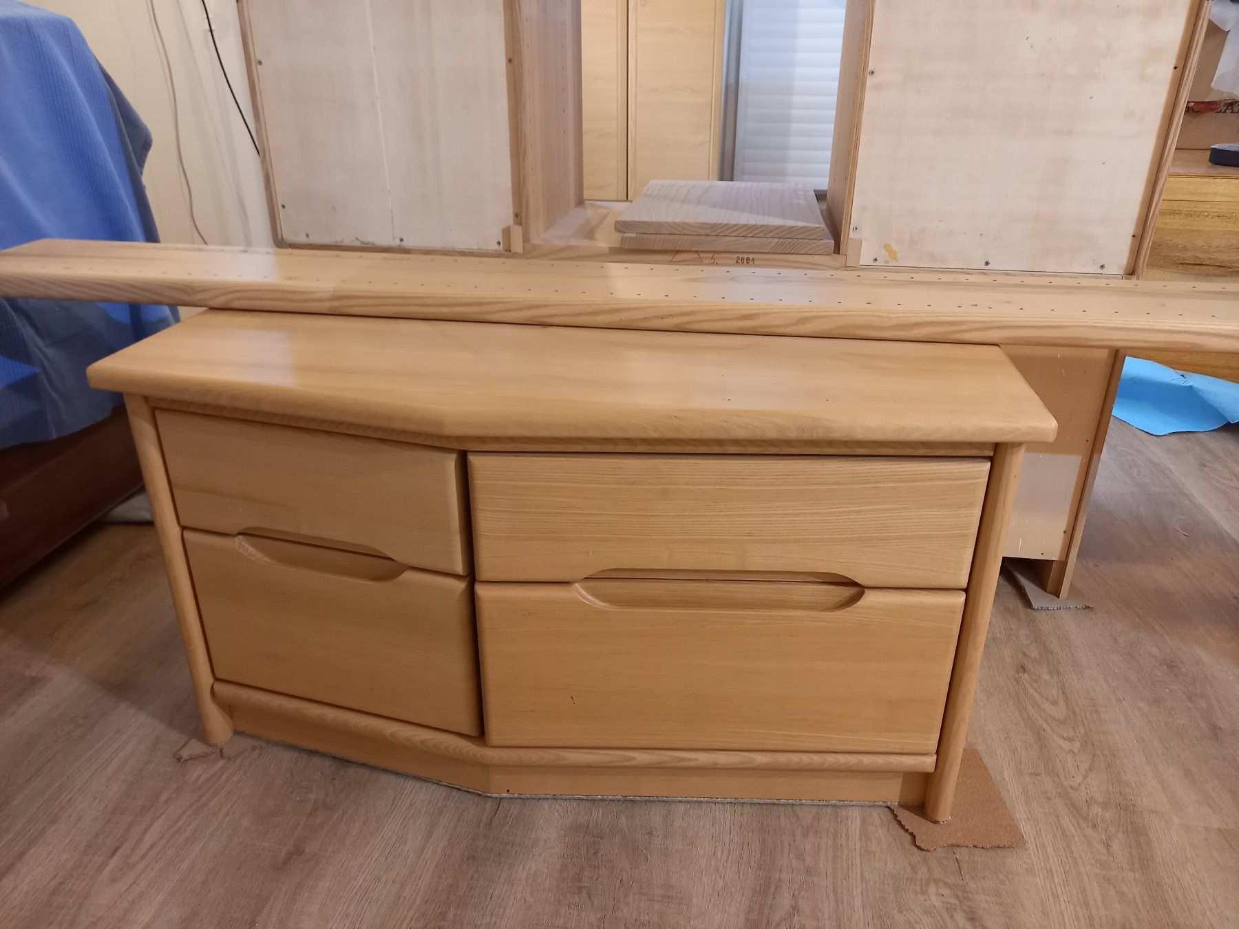 Scaffali: Wohnwand  Produkt:  Aebi Möbel Huttwil – Usato da Huttwil venduto da Galerie04 2