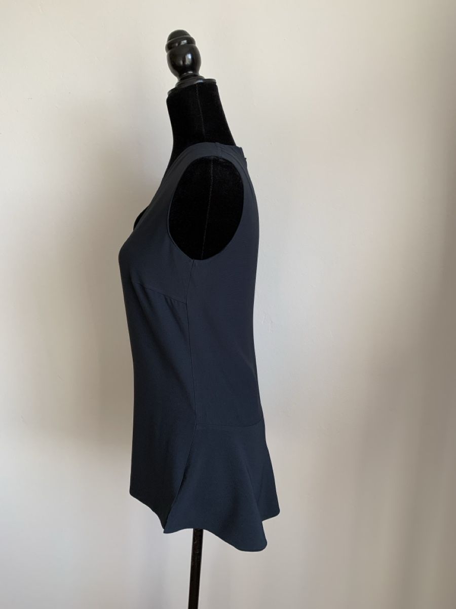 Akris Camicette: AKRIS: Elegante dunkelblaue Kurzarm-Bluse, 36 – Usato da Luzern venduto da paulablue 1