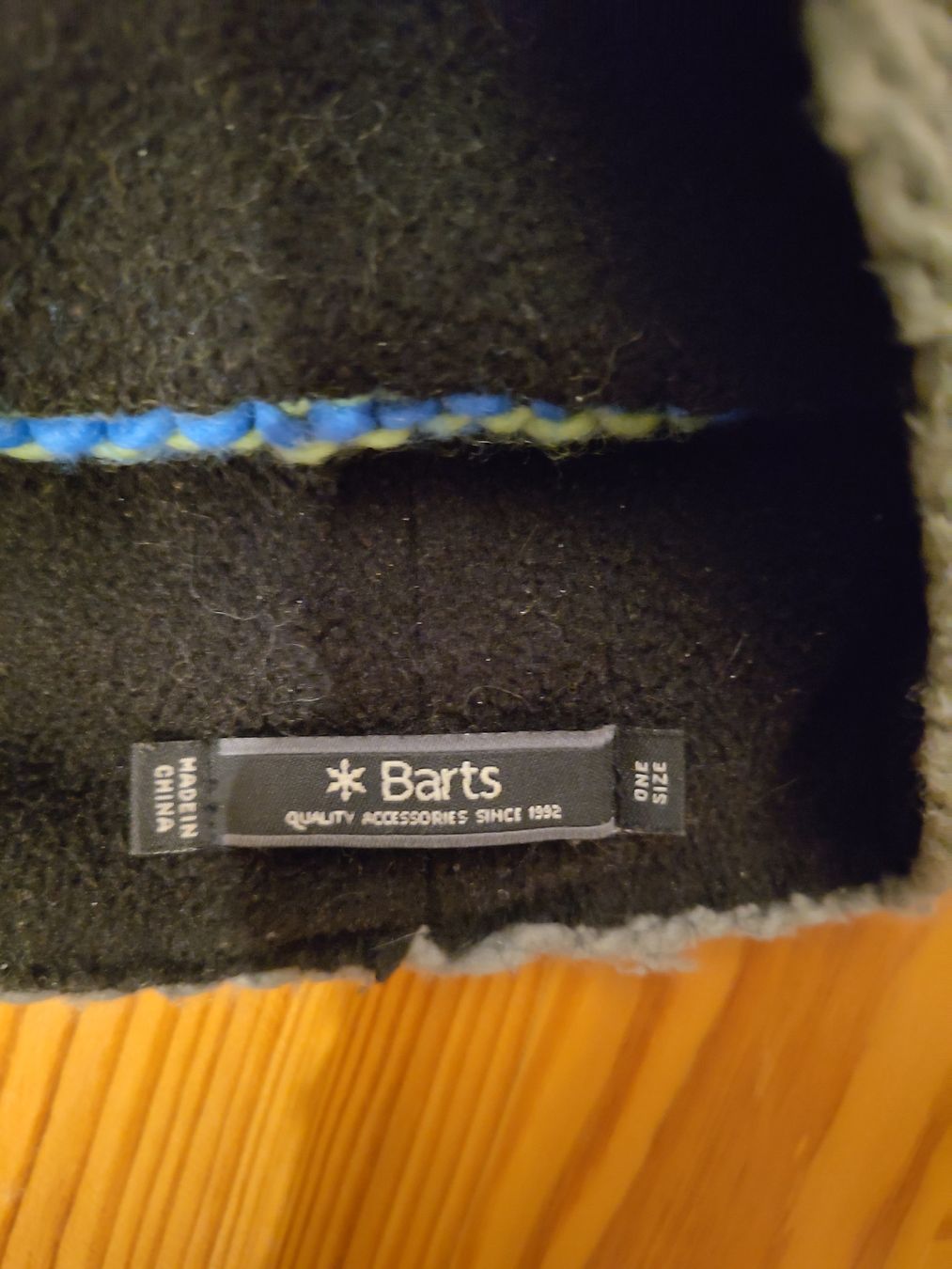 Barts Copricapi, berretti & cappellini: Mütze/Bonnet Barts – Usato da Châtel-St-Denis venduto da milou.lilou 1