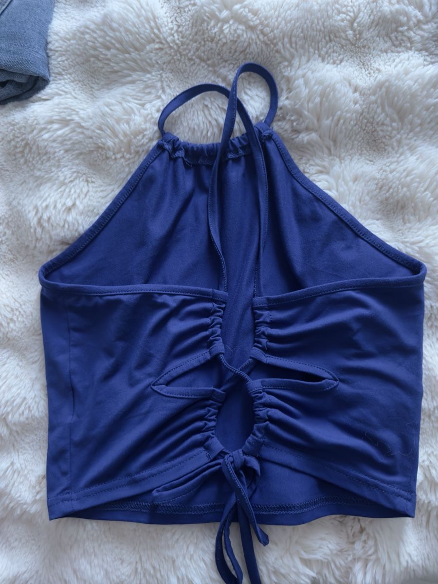 Shein Top: Shein Neckholder Top blau – Usato da Niederhasli venduto da elm_7pyv 1
