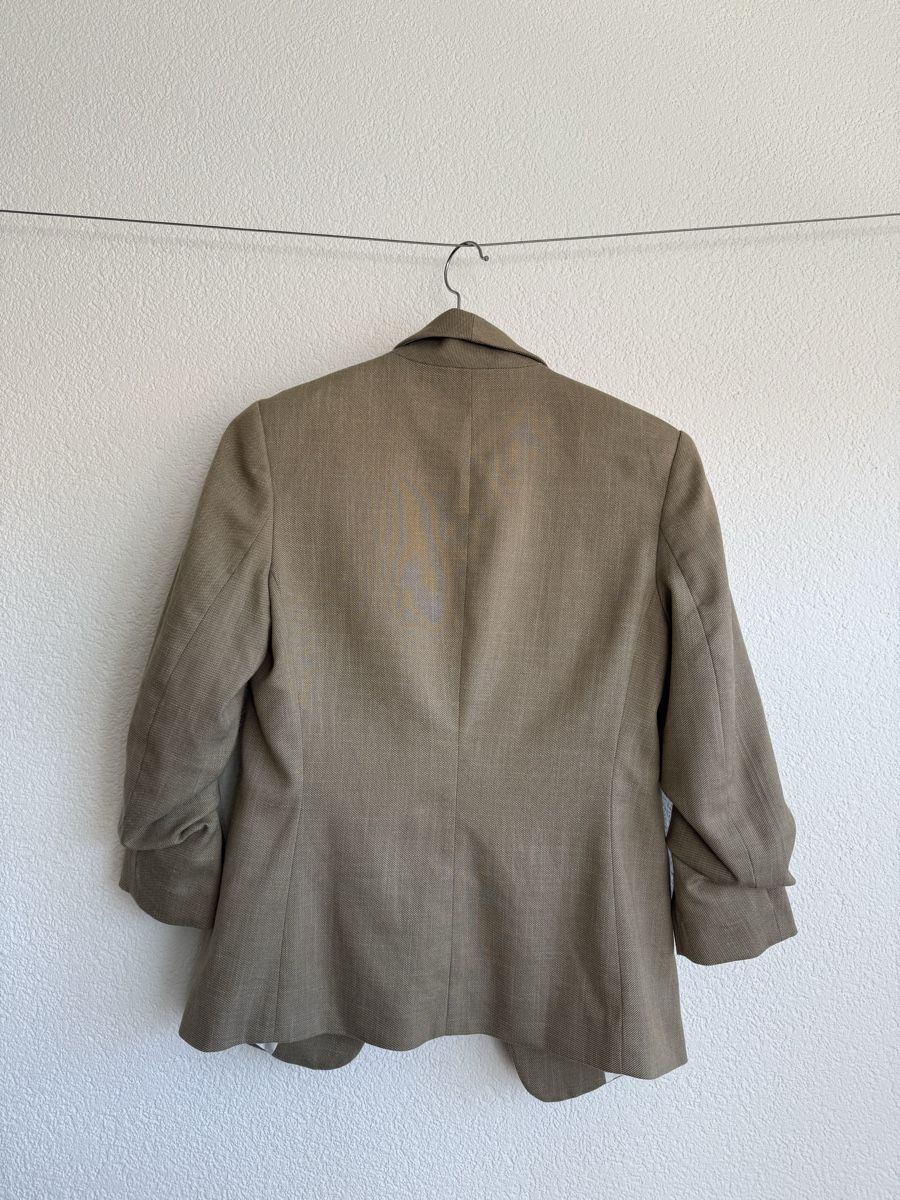 H&M Completi & Tailleur: Blaser beige von H&M Gr. 38 – Usato da Huttwil venduto da mandala123 1