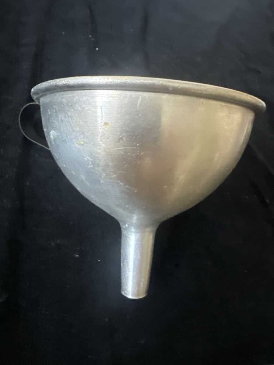 Altri elettrodomestici e apparecchi d’epoca: Grosser Einmach-Trichter, Aluminium, Vintage – Usato da Zürich venduto da Chaeffeler 1