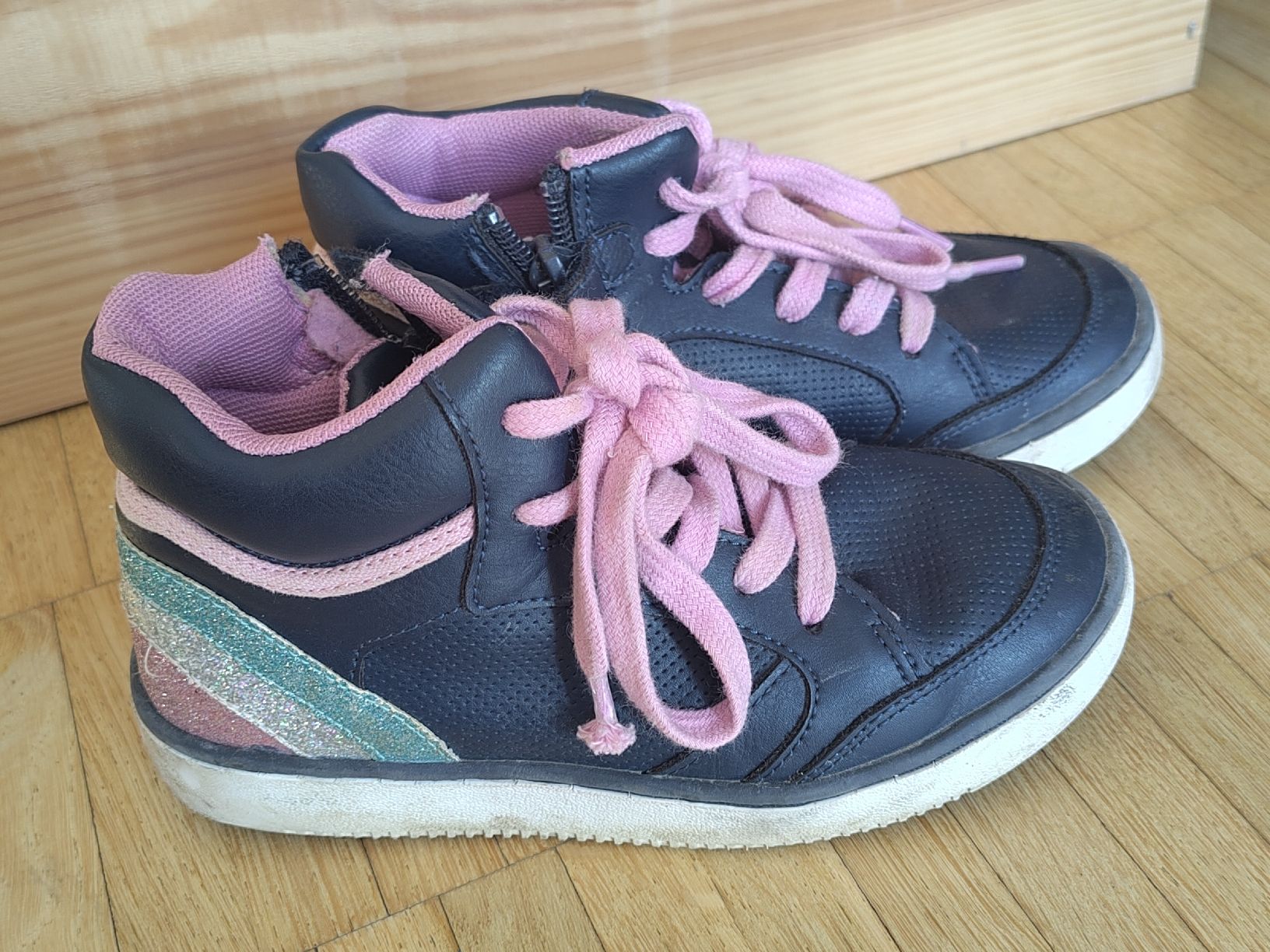Vertbaudet Scarpe per ragazze: Mädchen Schuhe mit Glitzer-Regenbogen, Grösse 29 – Usato da Zürich venduto da Spif