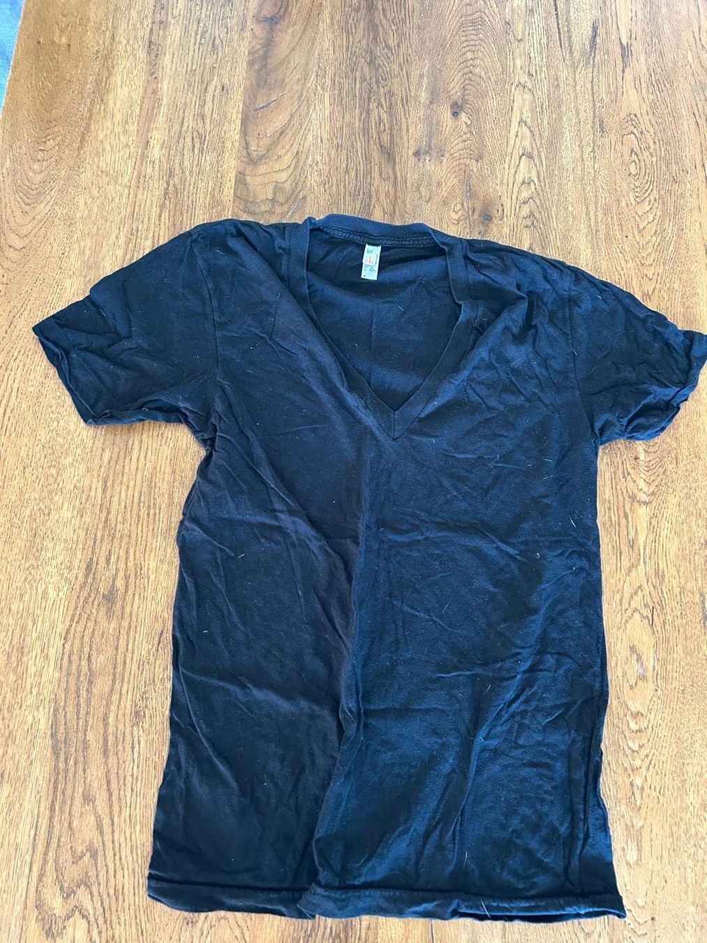 T-shirt: American Apparel T-Shirt – Usato da Cham venduto da 9inches