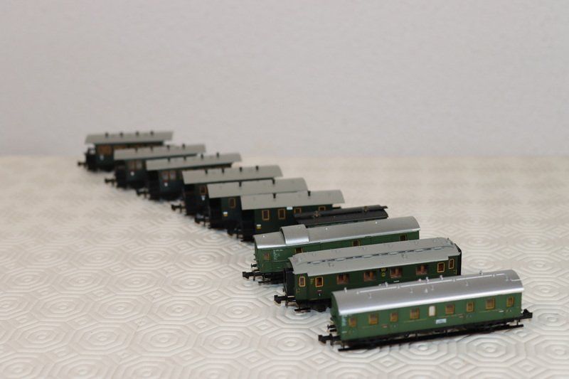 Trix Modellini di ferrovie: 10 Minitrix Wagen ( 499 ) – Usato da Kerzers venduto da Winu64 2