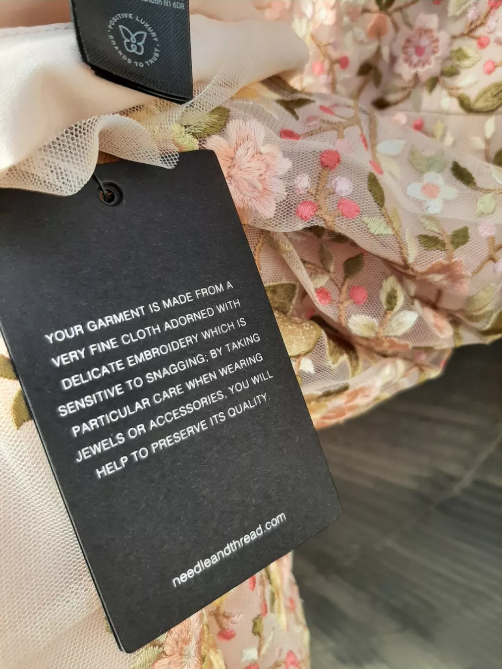 Kleider: Luxus Kleid Needle & Thread – Neu (gemäss Beschreibung) aus Bern von Preloved_NILE_4.Sale 8