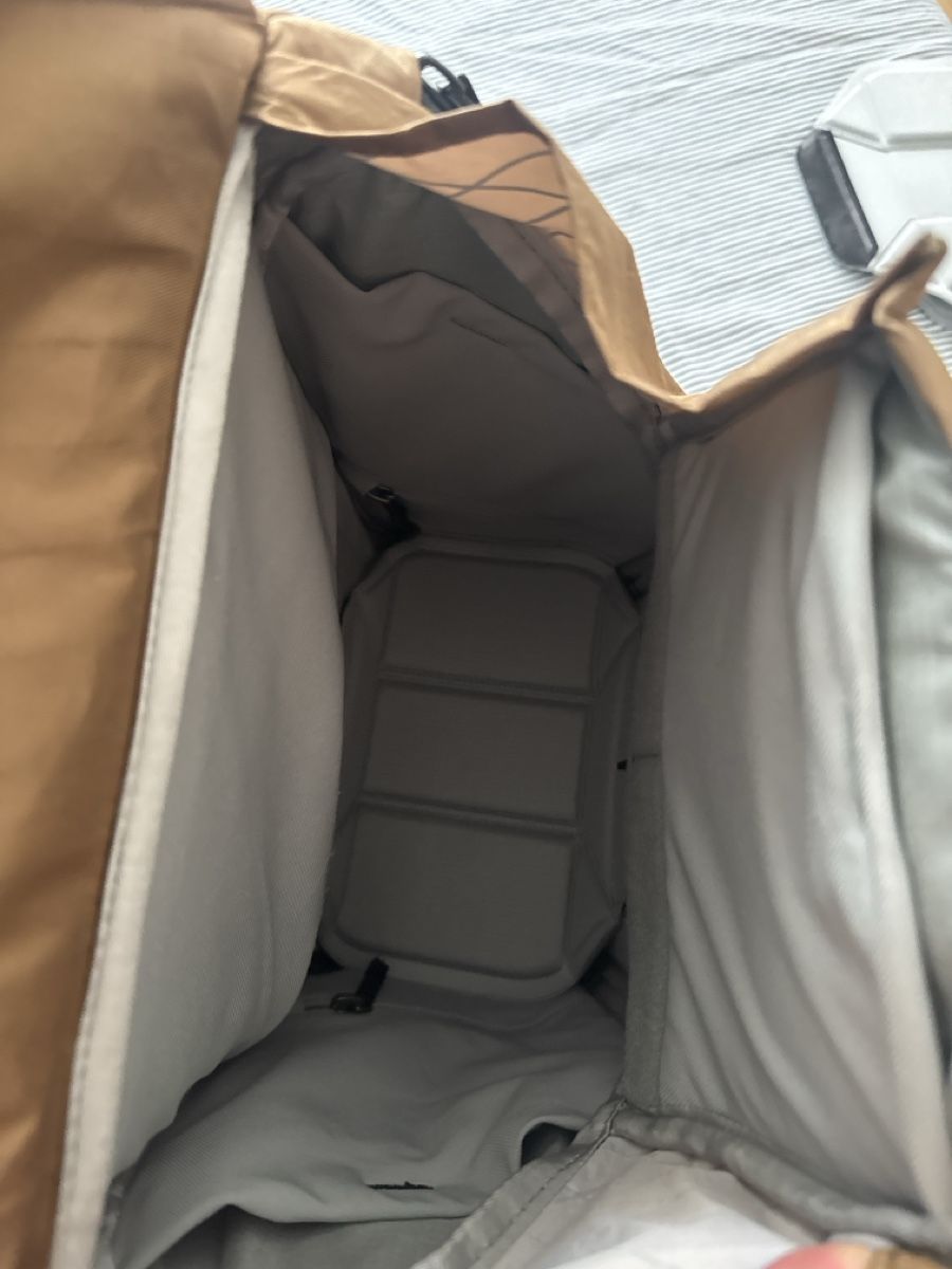 Peak Design Sacs à dos: Sac Peak Design Everyday Backpack 20L (V2) – D'occasion à Pully par j0nathanstark 4