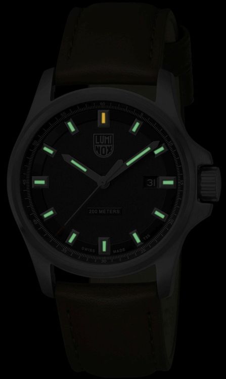 Luminox 1831 clearance