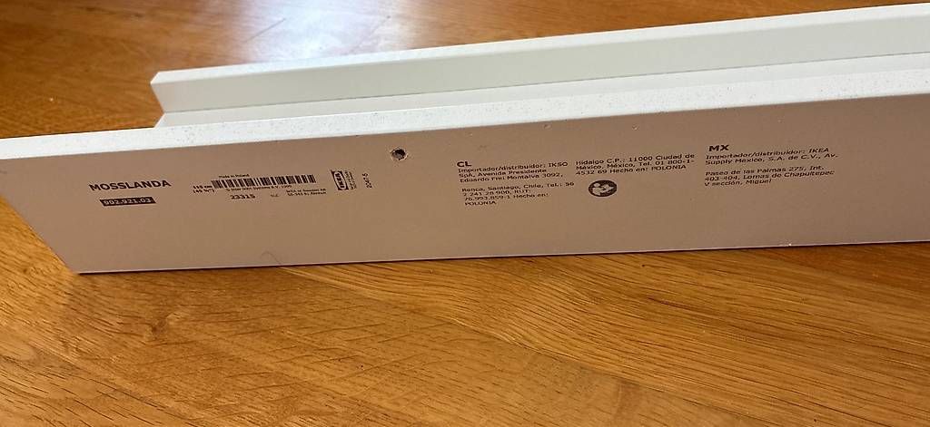 Ikea Scaffali: IKEA MOSSLANDA Bilderleiste 55 cm Weiss – Usato da St. Gallen venduto da Sirii9000 1