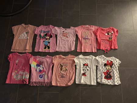Mädchen Kleiderpaket 128 sehr guter Zustand