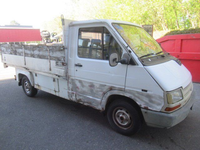 Renault Veicoli commerciali: Renault Trafic 2.2 Benzin 95PS Picup Oldtimer – Usato da Grolley venduto da Qayer 4