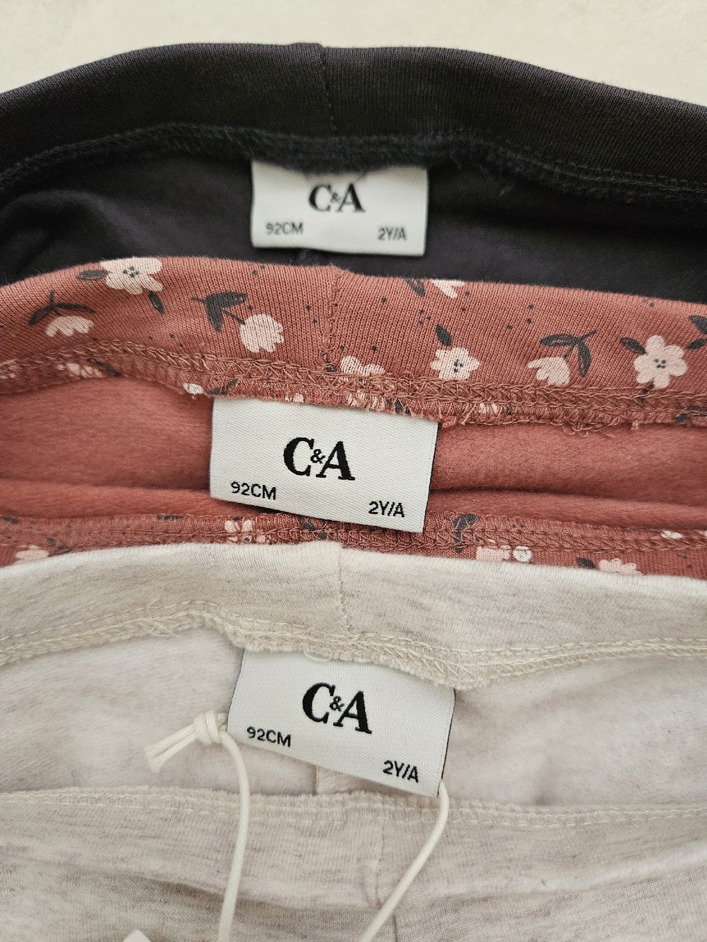 C&A Lotti & Set di vestiti: C&A Leggins Gr. 92 NEU – Nuovo e nell'imballaggio originale da Worb venduto da jun_fj8w 1