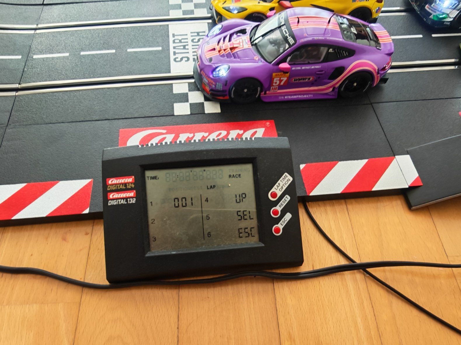 Carrera Rennbahnen: Carrera DIGITAL 124 Rehnbahn – Gebraucht aus Niederrohrdorf von fi2_down 5
