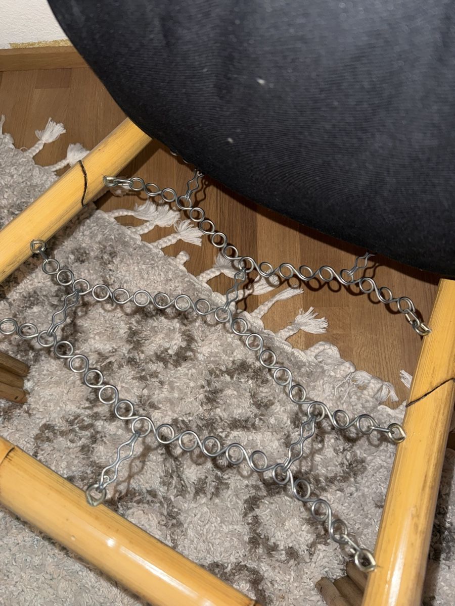 Poltrone: Rattanstuhl mit Tisch – Usato da Mörschwil venduto da Seegurke18 2