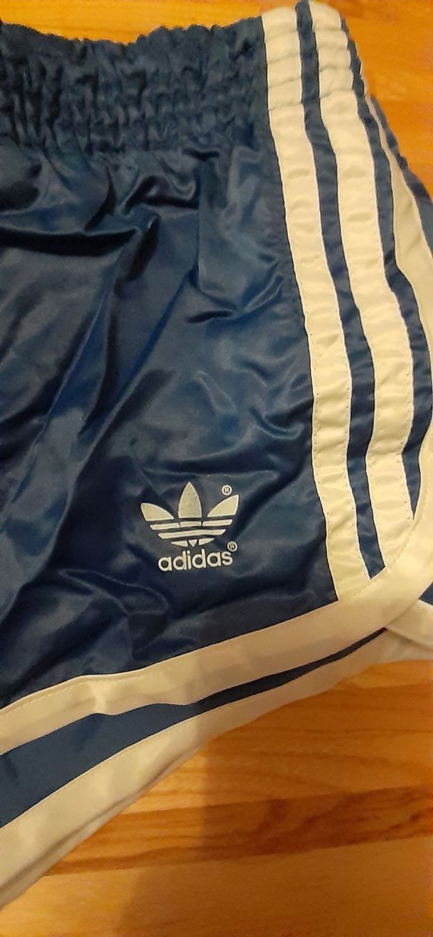 Adidas Pantaloni: ADIDAS Vintage Nylon Sprinter Shorts D6 – Nuovo (secondo la descrizione) da Appenzell venduto da fibuking 2
