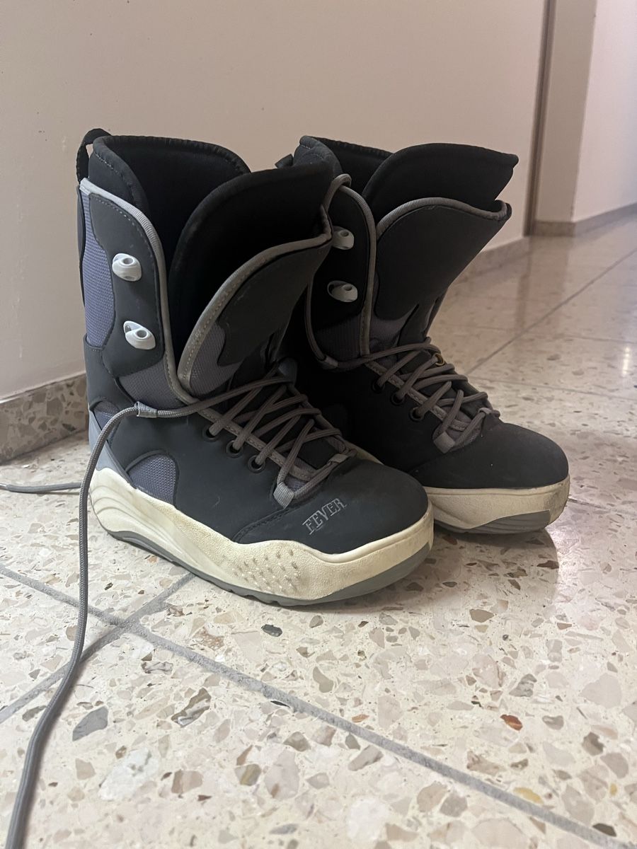 Board: Snowboard boots gross 39  – Usato da Opfikon venduto da mak_dcq5
