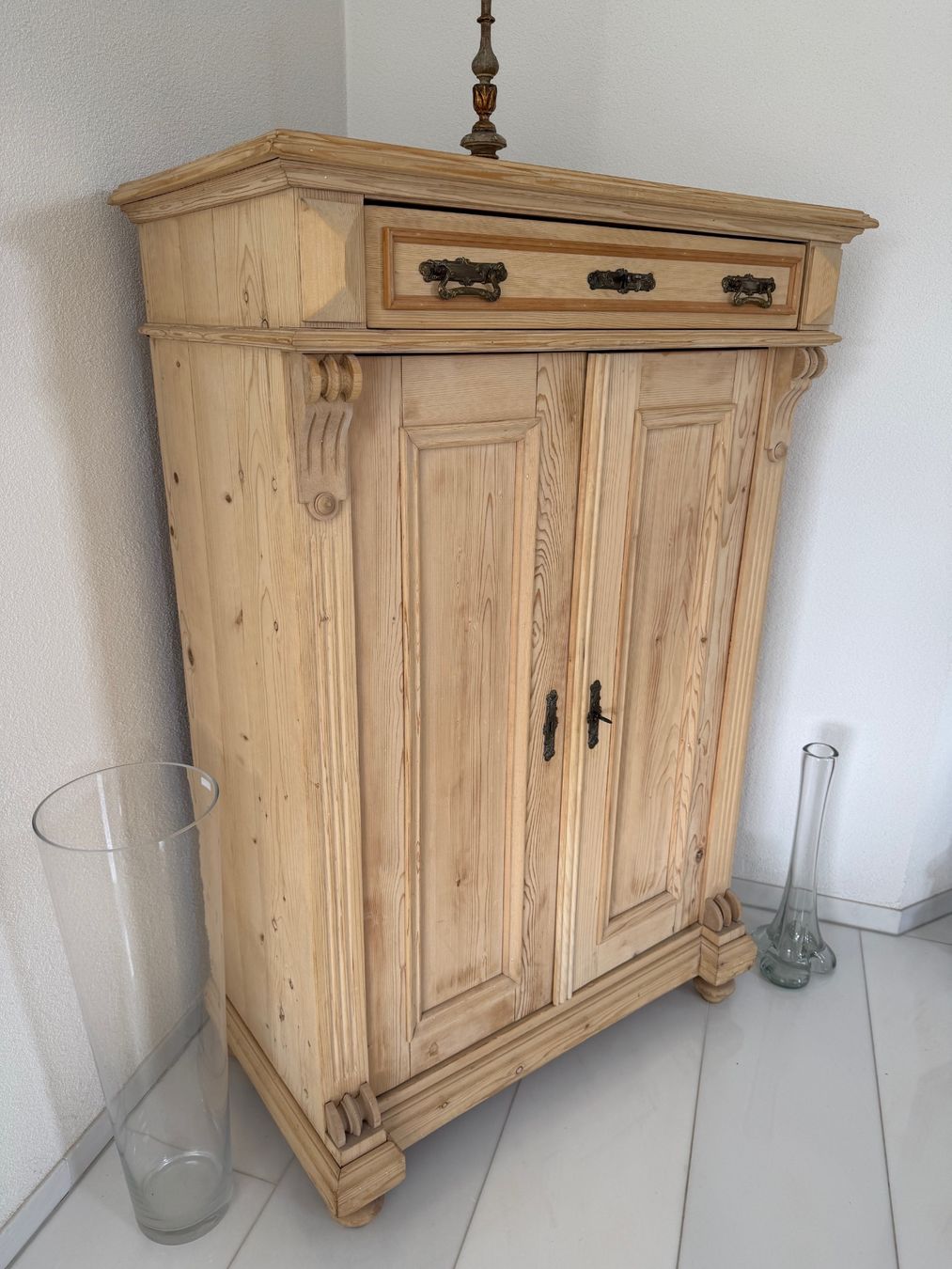 Schränke: Antiker Schrank um 1900, Tanne – Gebraucht aus Fehraltorf von Burrito1 1