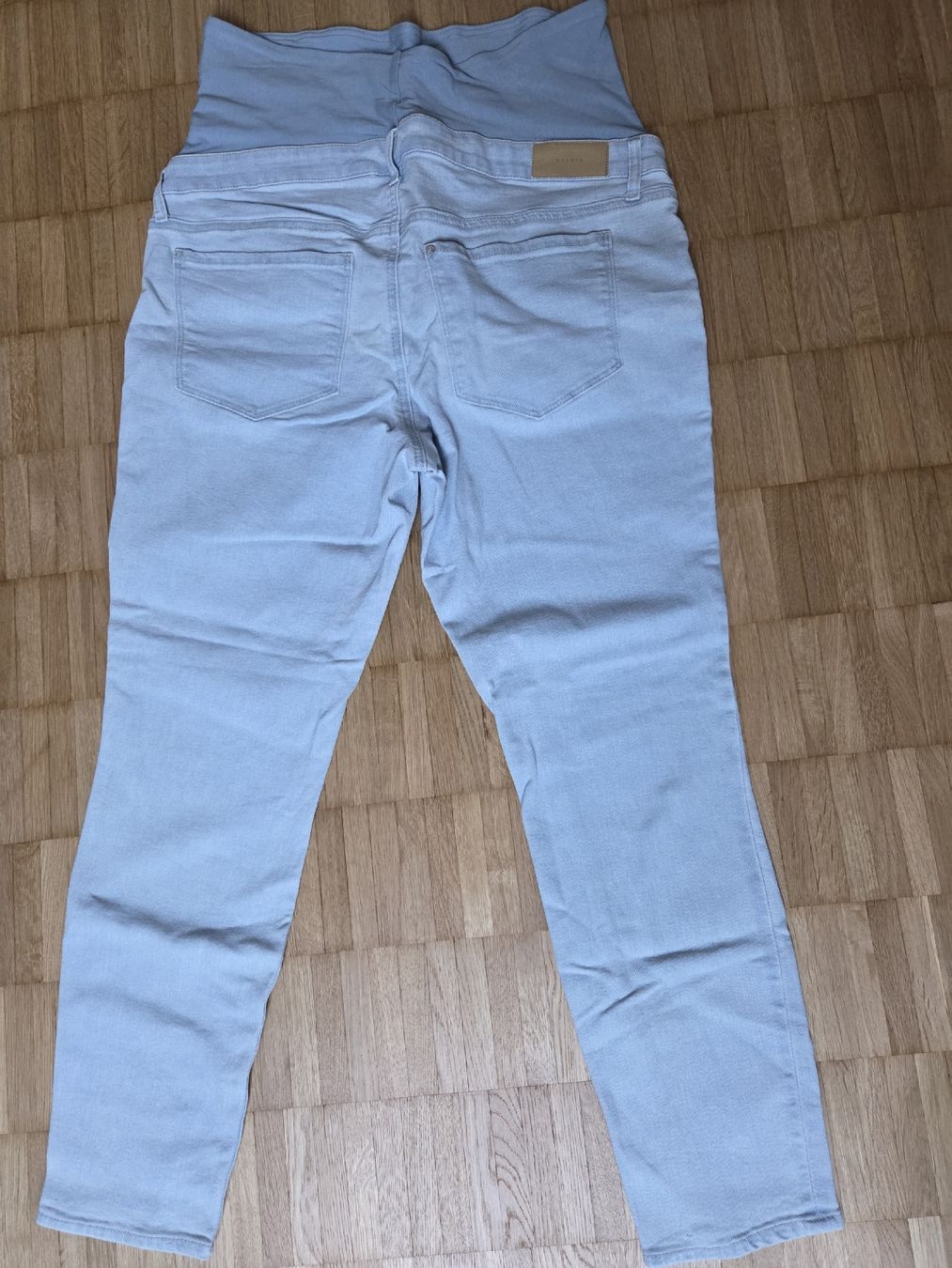 H&M Jeans: Schwangerschaftsjeans Gr. L – Usato da jona venduto da ricrac10 1