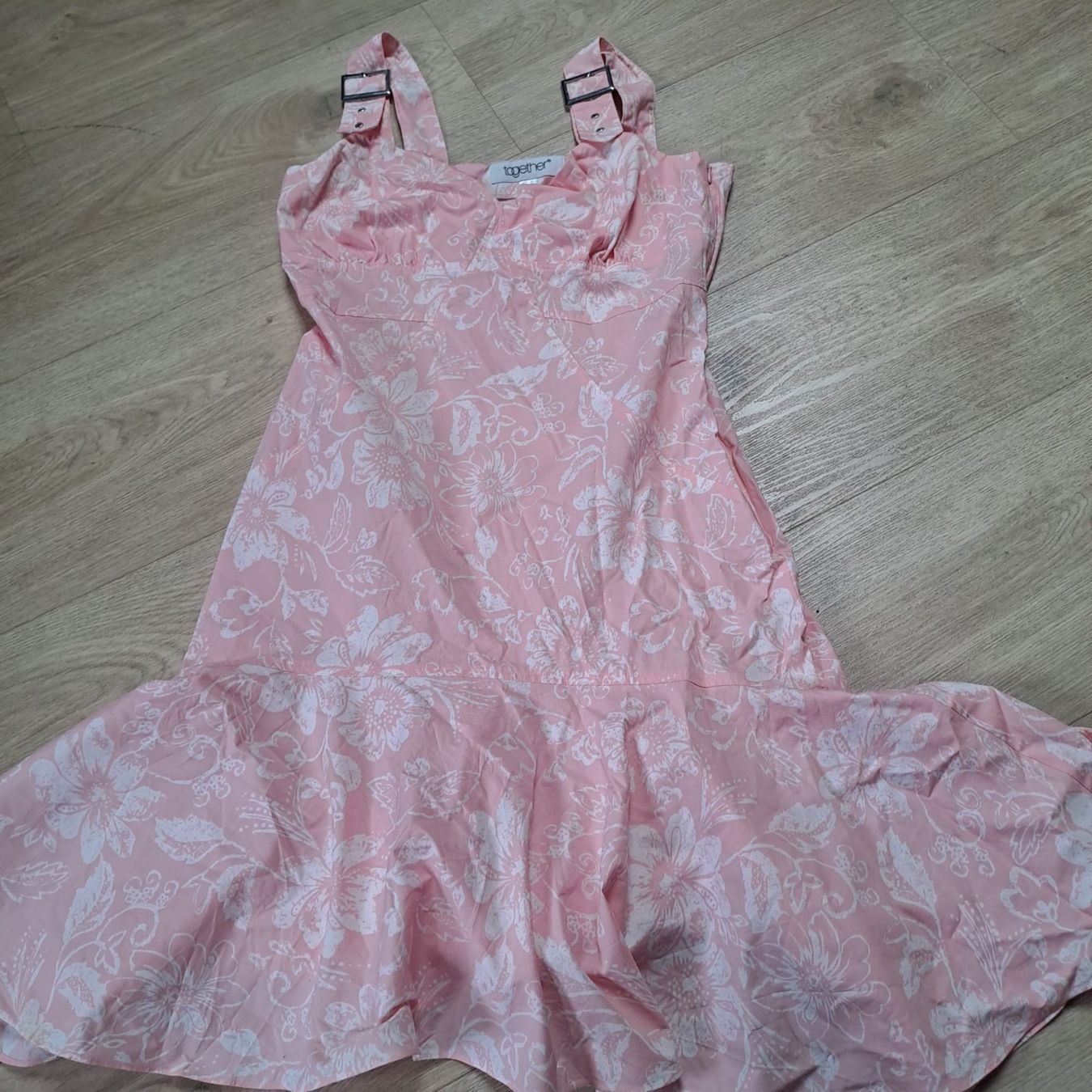 Kleider: Sommerkleid – Gebraucht aus vordemwald von Zopf0