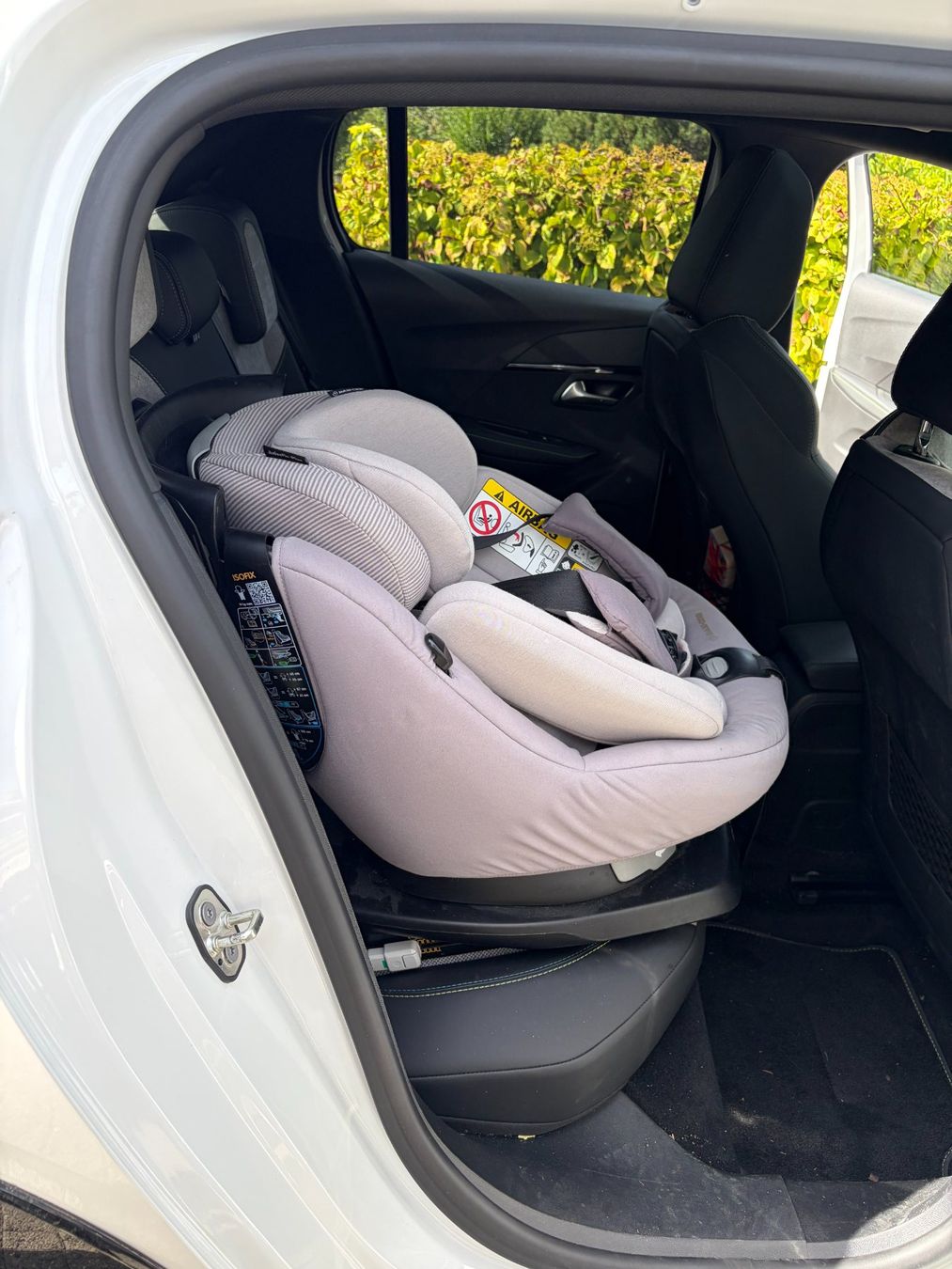 Maxi-Cosi Auto-Kindersitze: Kindersitz Maxi-Cosi AxissFix Plus – Gebraucht aus Zürich von sibylle_ZH 4